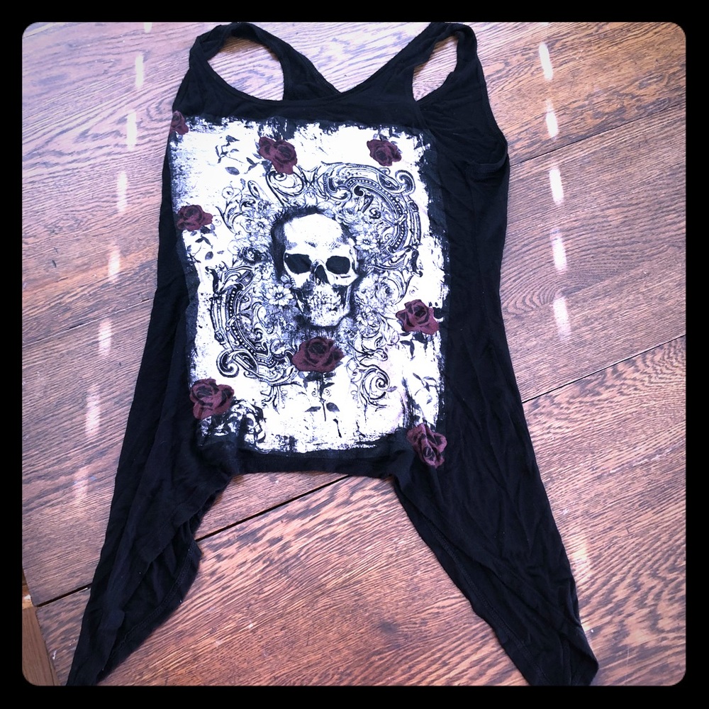 Skull tank